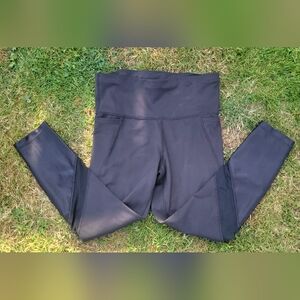 Size L version yoga pants